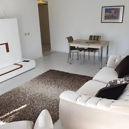B&c Luxury Panayir